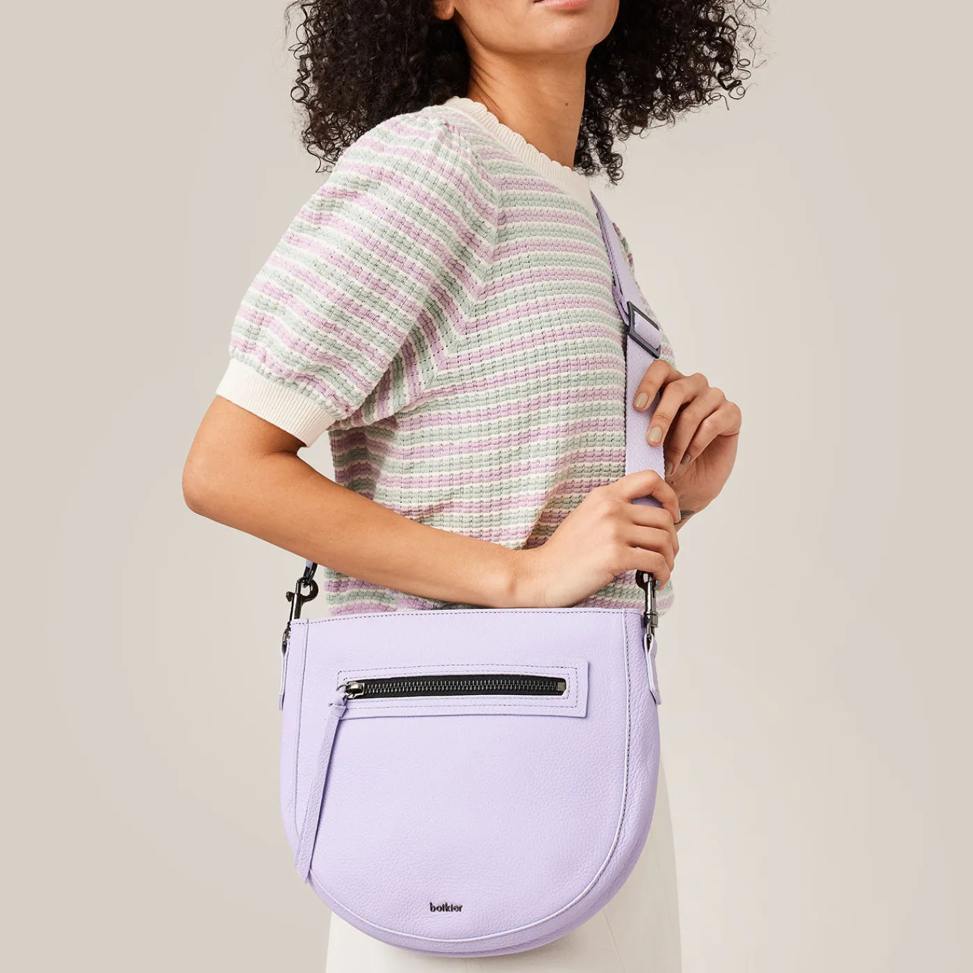 Outlet Botkier Beatrice Saddle Crossbody Lavender
